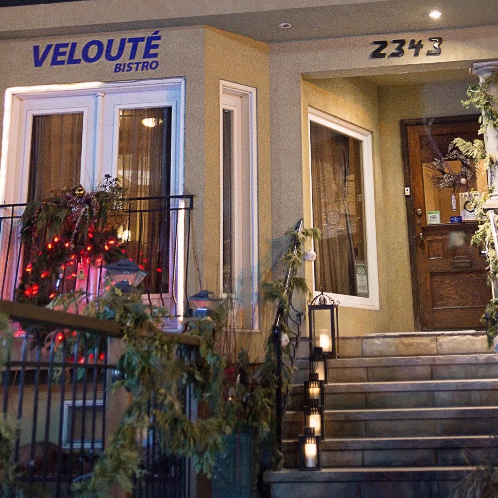 Veloute Bistro & Catering | 2343 Queen St E, Toronto, ON M4E 1H2, Canada | Phone: (416) 696-7392