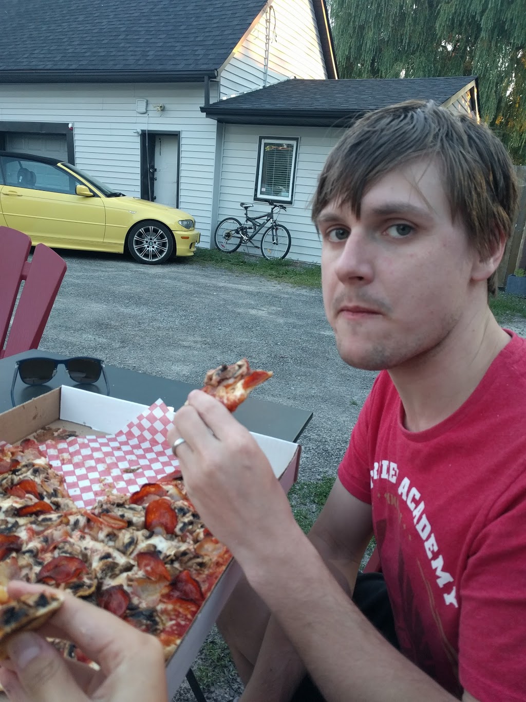 Garage Pizza | 1282 York Rd, Niagara-on-the-Lake, ON L0S 1J0, Canada | Phone: (289) 501-2772