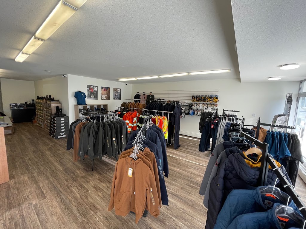 Work N Play Blairmore | 13037 20 Ave, Blairmore, AB T0K 0E0, Canada | Phone: (403) 583-2222