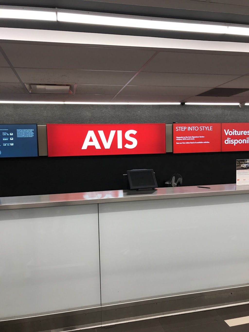 Avis Car Rental | 975 Boulevard Romeo Vachon North Local LV3, Montréal, QC H4Y 1H1, Canada | Phone: (514) 636-1902