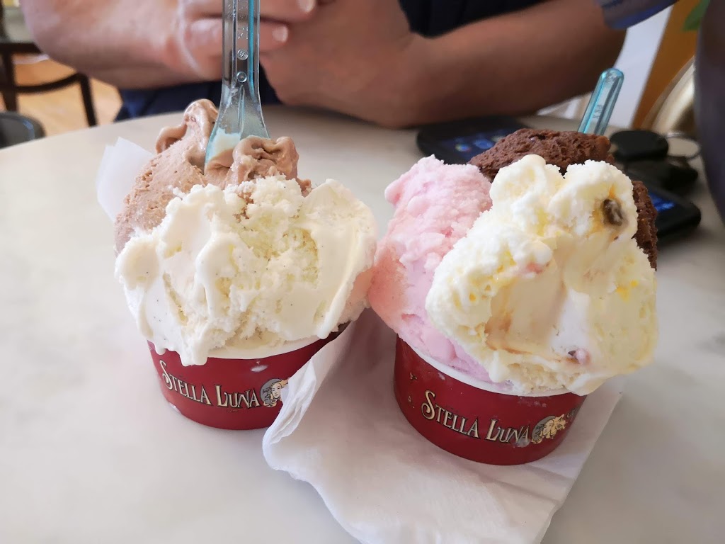 Stella Luna Gelato Cafe Merrickville | 111 Main St E, Merrickville, ON K0G 1N0, Canada | Phone: (613) 269-4949