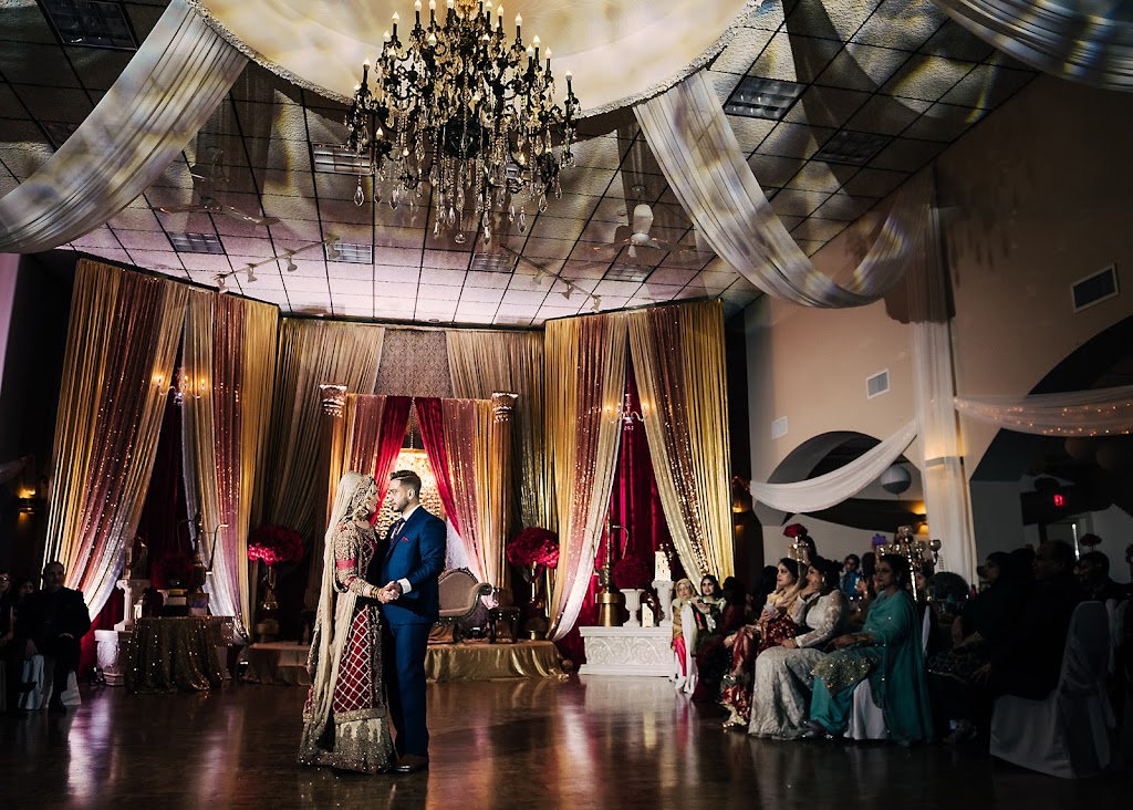 Andrew McLaughlin Luxury Wedding Photographer | 931 Safari Dr, Kingston, ON K7M 7C4, Canada | Phone: (613) 483-6700