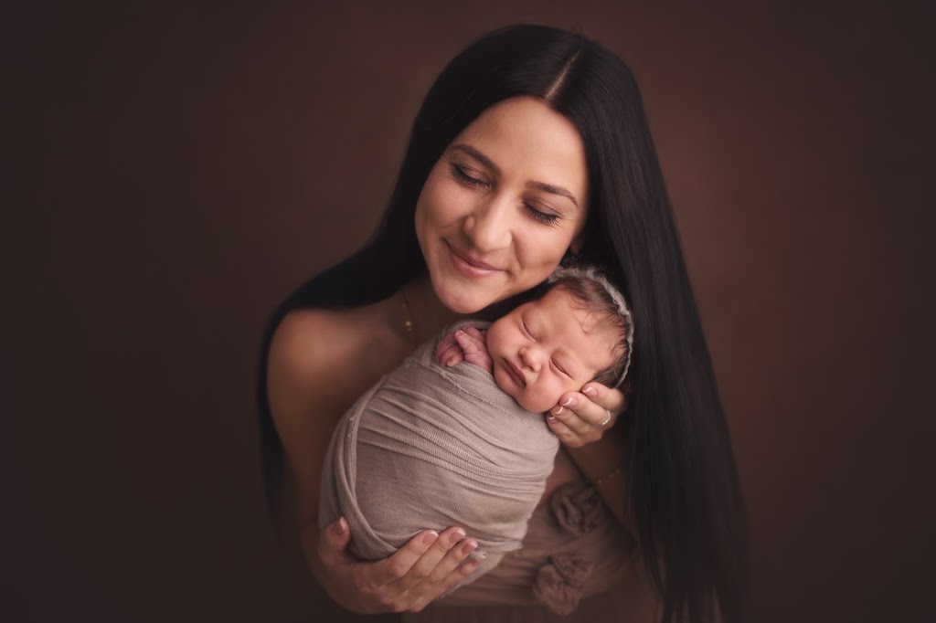 My Newborn Beauty photography studio | 5582, Surrey, BC V3X 1Z3, Canada | Phone: (778) 387-7405