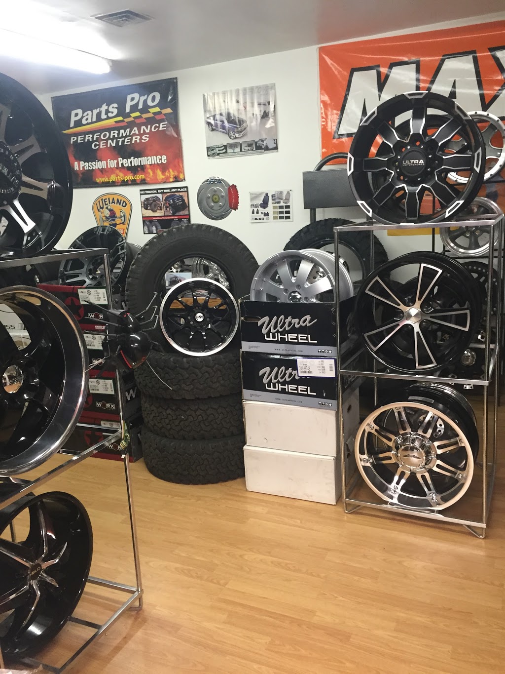 Witrak Auto Specialties Sales | 282 Lasalle Blvd, Sudbury, ON P3A 1W6, Canada | Phone: (705) 566-9870