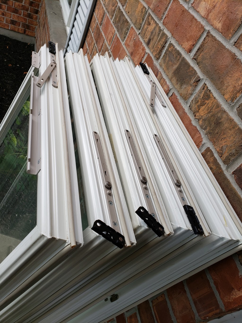 Ghazal window and Door repair | 3325 Casson Way, London, ON N6L 0B9, Canada | Phone: (519) 495-9202