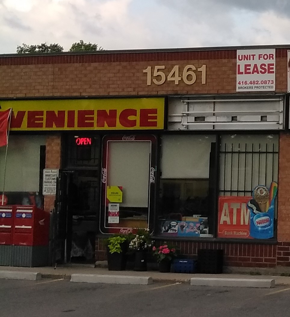 Aurora Convenience Store | 15461 Yonge St, Aurora, ON L4G 1P3, Canada | Phone: (905) 727-8745