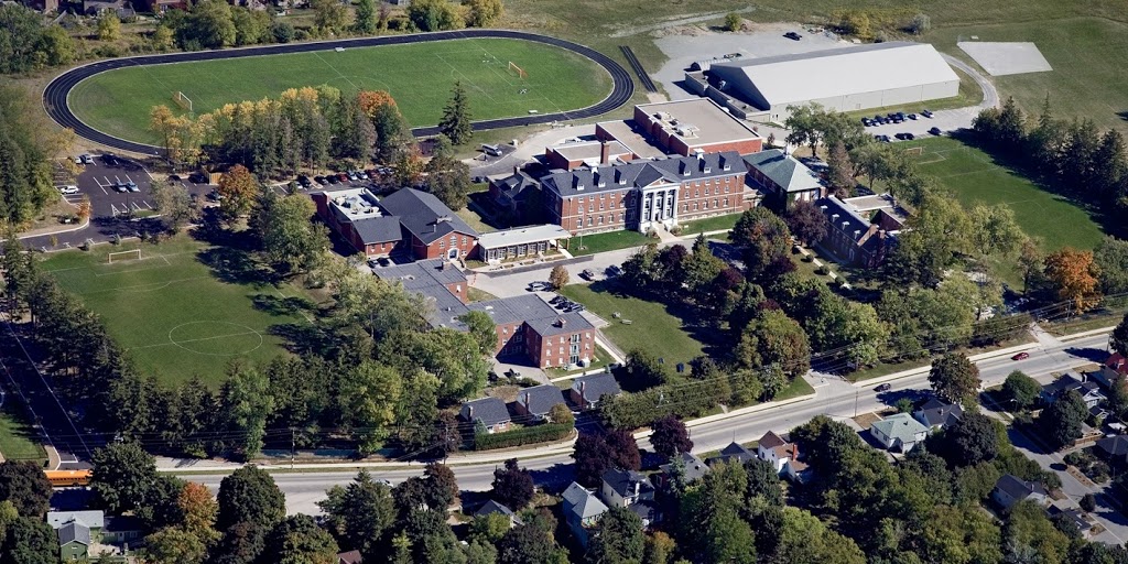 Pickering College | 16945 Bayview Ave, Newmarket, ON L3Y 4X2, Canada | Phone: (905) 895-1700