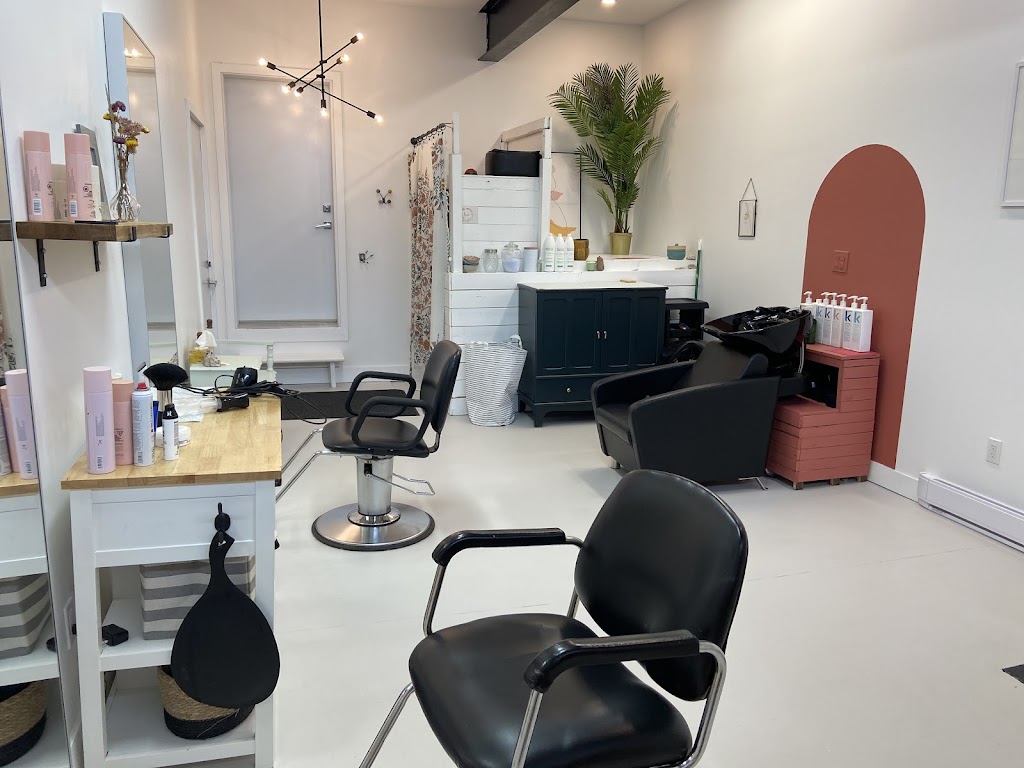 Looma Coiffure | 1471 Rue du Zéphyr, Québec, QC G2G 1N7, Canada | Phone: (514) 998-6397