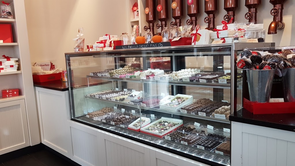 Chocolats Favoris | 2810 Boulevard de la Pinière, Terrebonne, QC J6X 0G4, Canada | Phone: (450) 824-3896