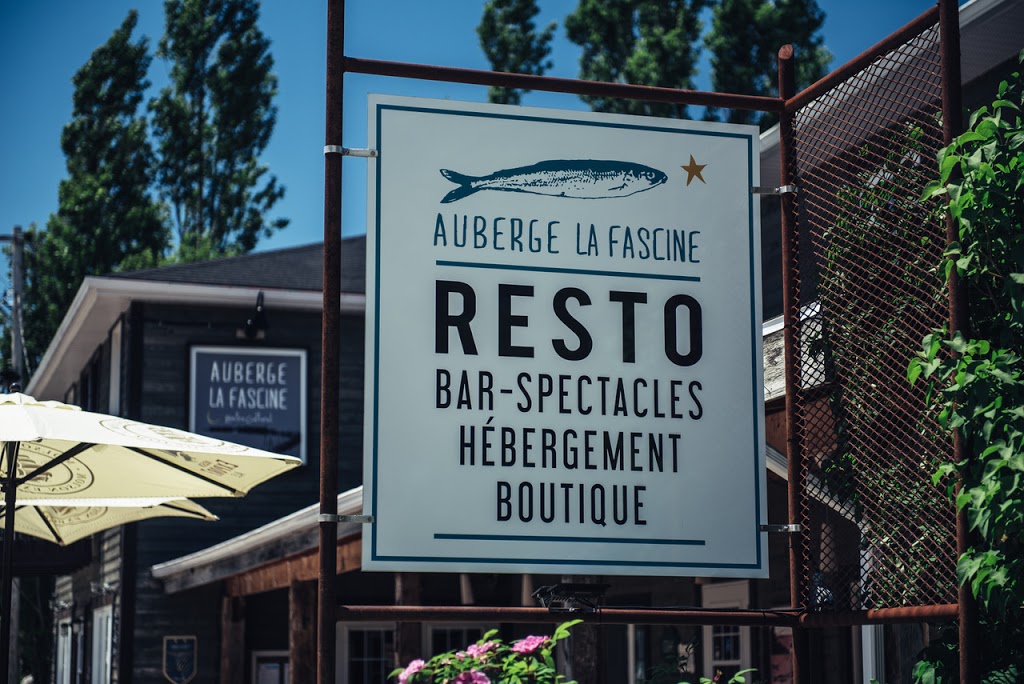 Auberge La Fascine | 1064 Chemin des Coudriers, Saint-Bernard-sur-Mer, QC G0A 3J0, Canada | Phone: (418) 438-1010