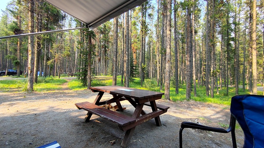 Two Jack Main Campground | Lake Minnewanka Scenic Dr, Alberta T0L 2C0, Canada | Phone: (877) 737-3783