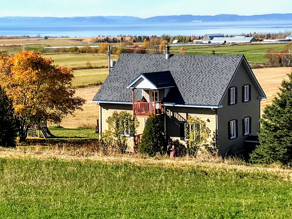 La maison du petit rang CITQ 298835 | 454 Rte des Lévesque, Saint-Éloi, QC G0L 2V0, Canada | Phone: (514) 742-3351