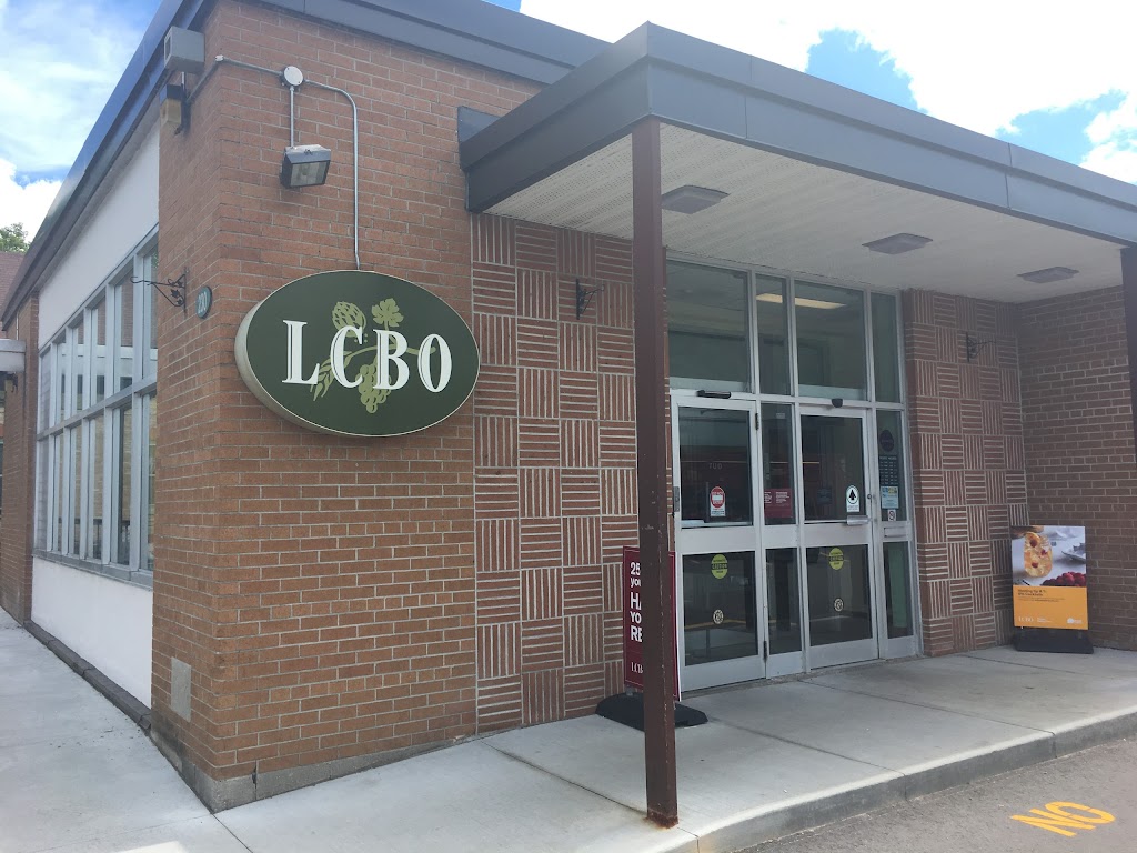 LCBO | 230 Highland St, Haliburton, ON K0M 1S0, Canada | Phone: (705) 457-2631