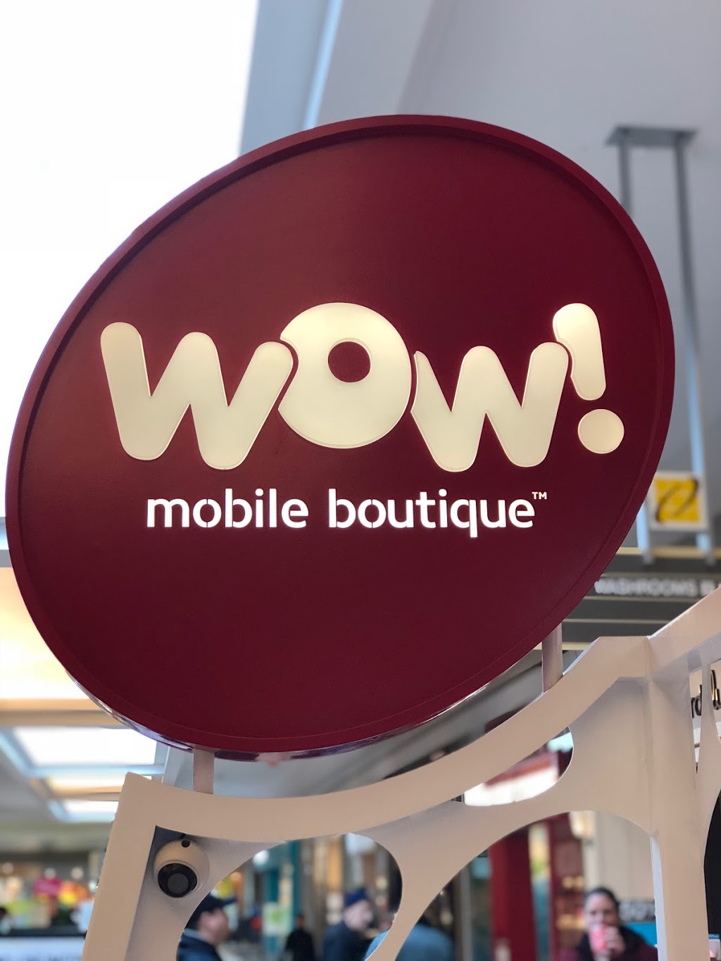 WOW! mobile boutique | Cambridge Centre, 355 Hespeler Rd, Cambridge, ON N1R 6B3, Canada | Phone: (519) 620-0556