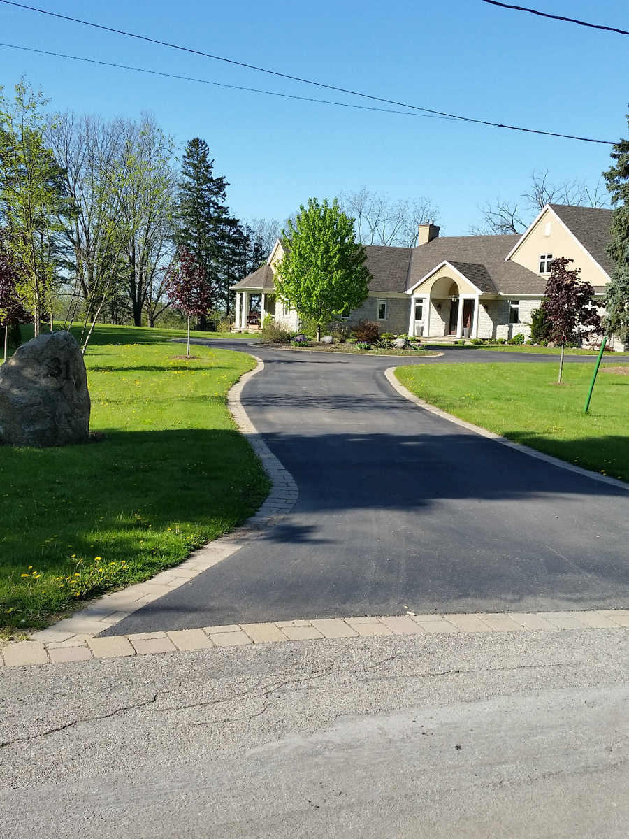 B M C Paving Ltd | 2782 Victoria St N, Breslau, ON N0B 1M0, Canada | Phone: (519) 894-4666