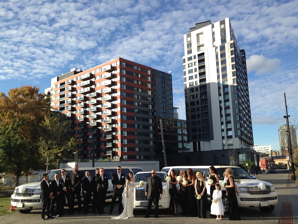 CM Limousine | 10809 Av. Cantin, Montréal, QC H1G 4W7, Canada | Phone: (514) 326-8726