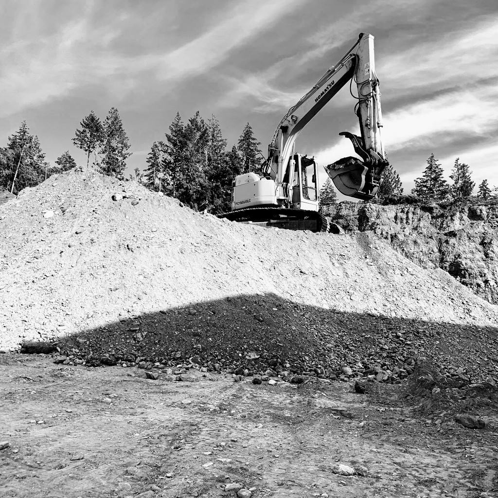 Winco Earthworks | 4207 Mikkelson Frontage Rd, Tappen, BC V0E 2X2, Canada | Phone: (250) 253-4863