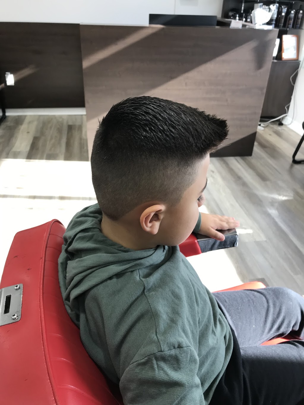 FUTURE BARBERSHOP | 3971 Major MacKenzie Dr W, Woodbridge, ON L4H 4G1, Canada | Phone: (905) 417-7575