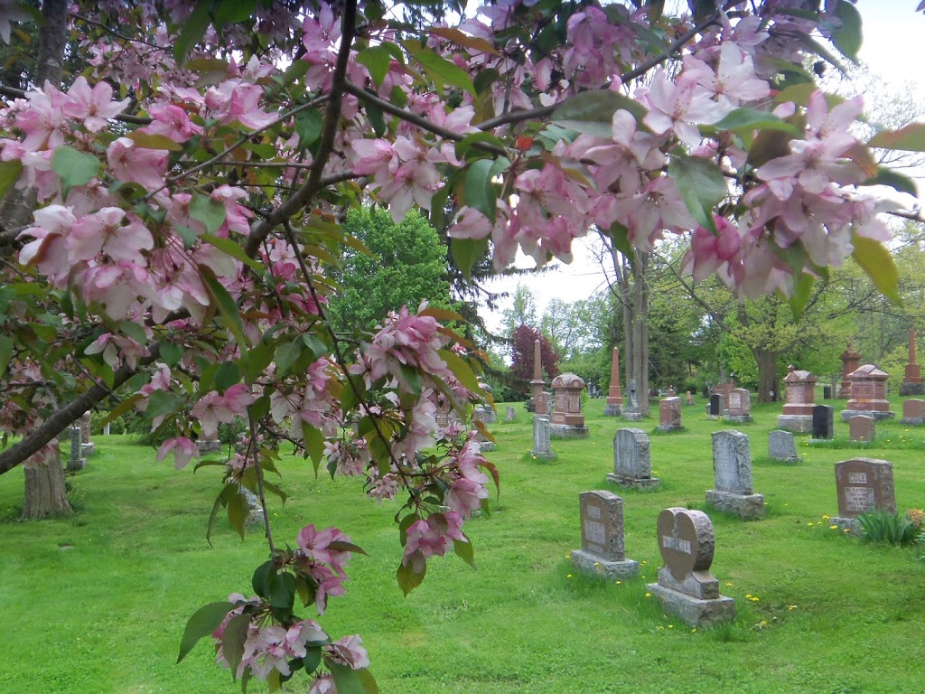 Cataraqui Cemetery and Funeral Services | 927 Purdys Mill Rd, Kingston, ON K7M 3N1, Canada | Phone: (613) 546-6545