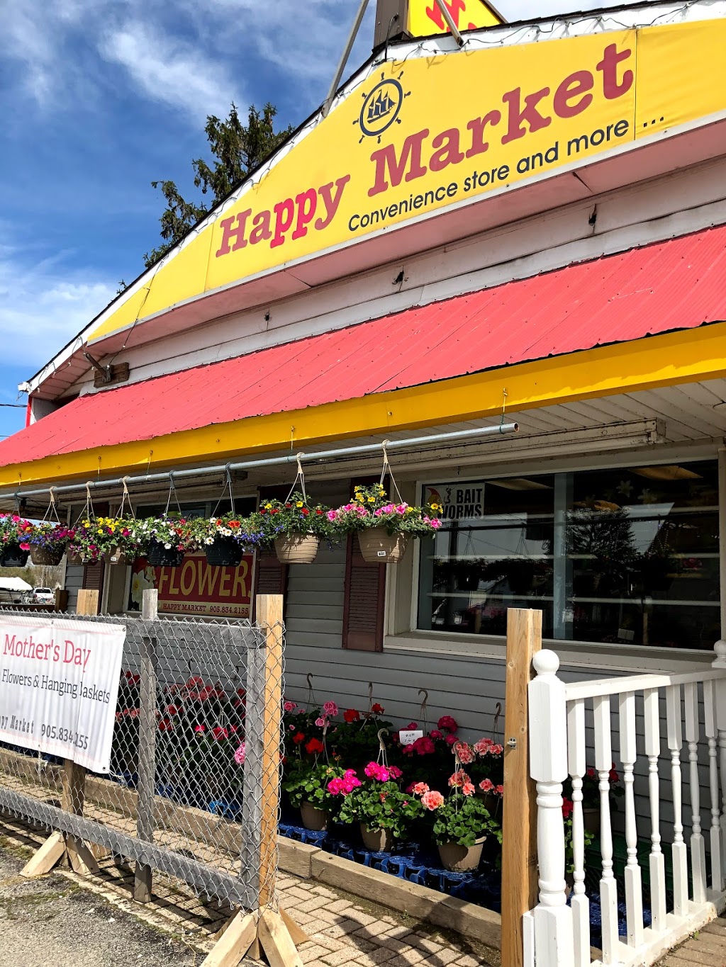 Happy Market | 48 Main St E, Port Colborne, ON L3K 1S1, Canada | Phone: (905) 834-2155