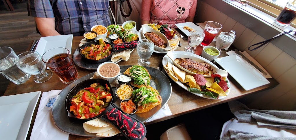 Conrads Kitchen + Grill and Don Agave Cantina | 7493 Main St W, Radium Hot Springs, BC V0A 1M0, Canada | Phone: (250) 347-2340