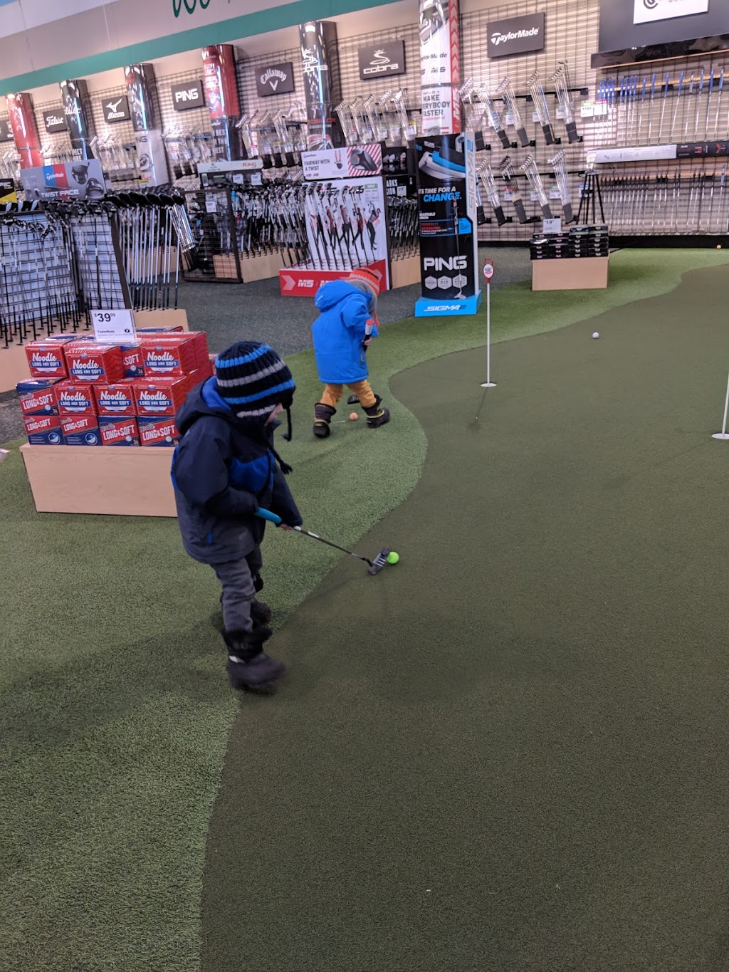 Golf Town | 52 Wyse St, Moncton, NB E1G 0Z5, Canada | Phone: (506) 855-5654