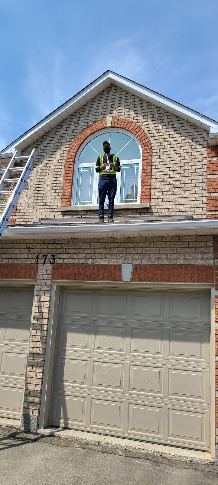 Armaan Window Cleaning | 22 Lloyd Cres, Brampton, ON L7A 4J5, Canada | Phone: (647) 809-9210