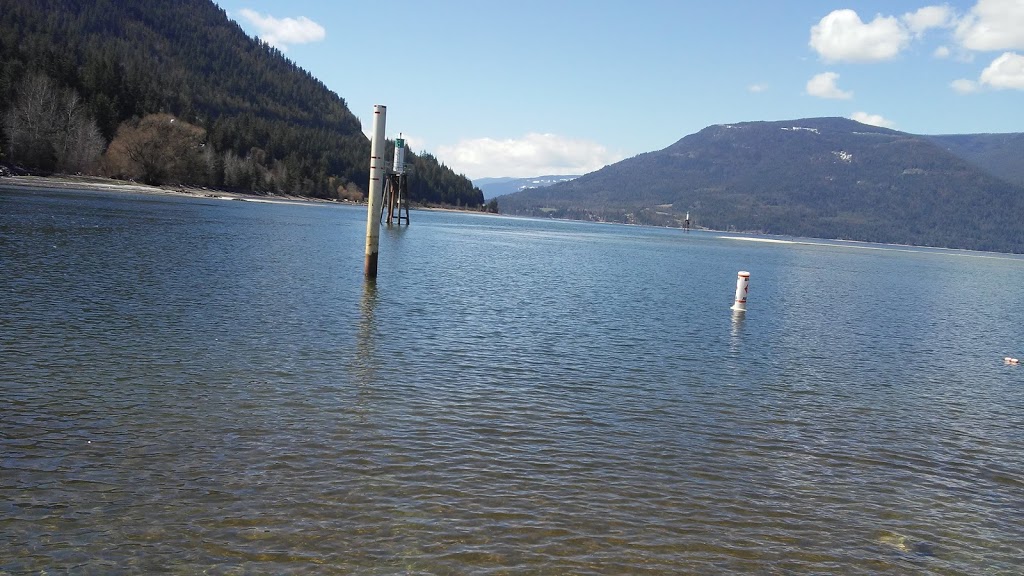 Reds Rentals and Marina | Finlayson St, Sicamous, BC V0E 2V0, Canada | Phone: (855) 748-7927