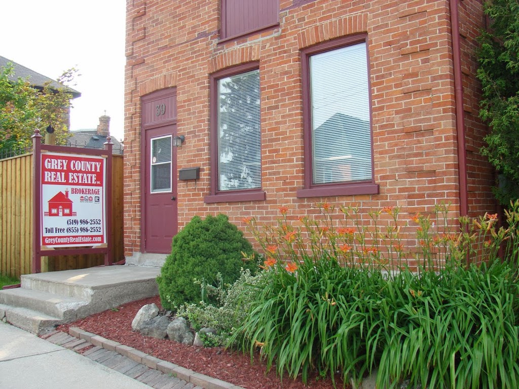 Grey County Real Estate Inc | 39 Main St E, Markdale, ON N0C 1H0, Canada | Phone: (519) 986-2552