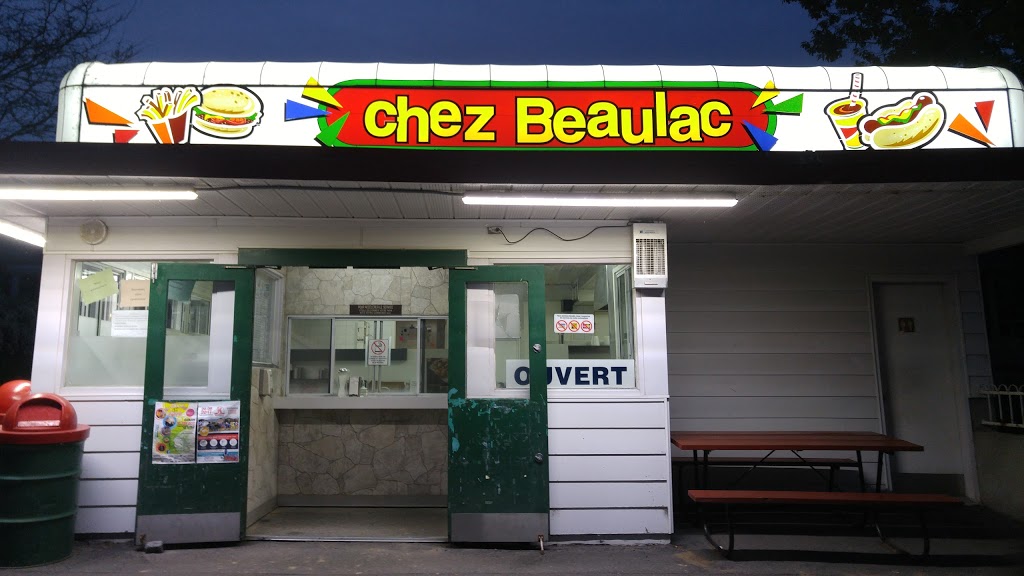 Cantine Chez Beaulac | 855 Boulevard Saint-Charles, Saint-Charles-de-Drummond, QC J2C 4Y7, Canada | Phone: (819) 478-8314