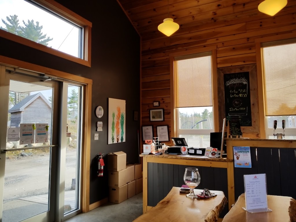 Boxing Rock Brewing Company | 218 Water St, Shelburne, NS B0T 1W0, Canada | Phone: (902) 875-2282