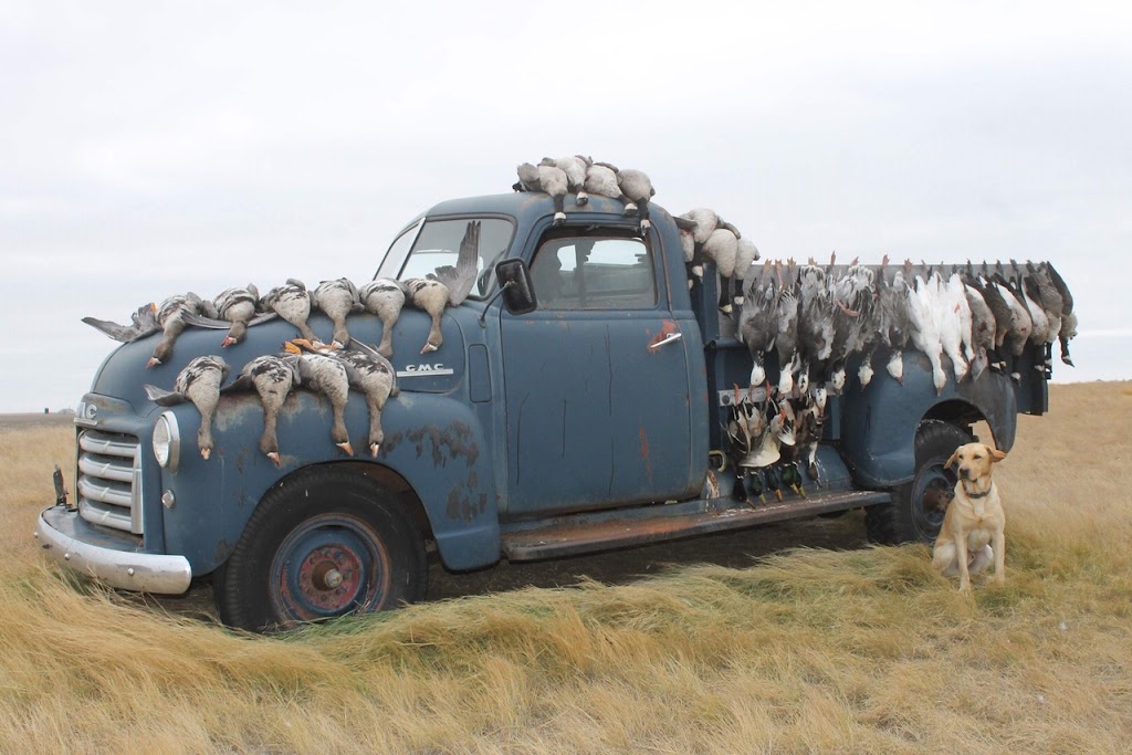 Prairie Goose Outfitters | 9 River Heights Link, Cochrane, AB T4C 0T9, Canada | Phone: (587) 921-7140