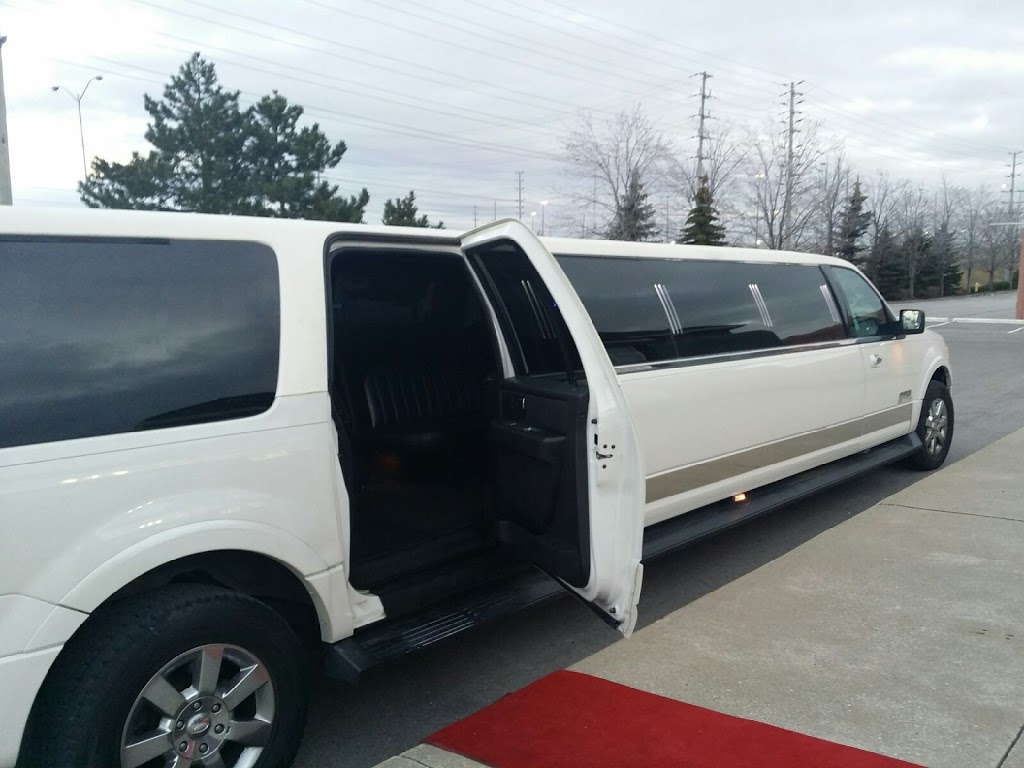 Limousine Service | 2428 Islington Ave, Etobicoke, ON M9W 3X8, Canada | Phone: (416) 879-7971