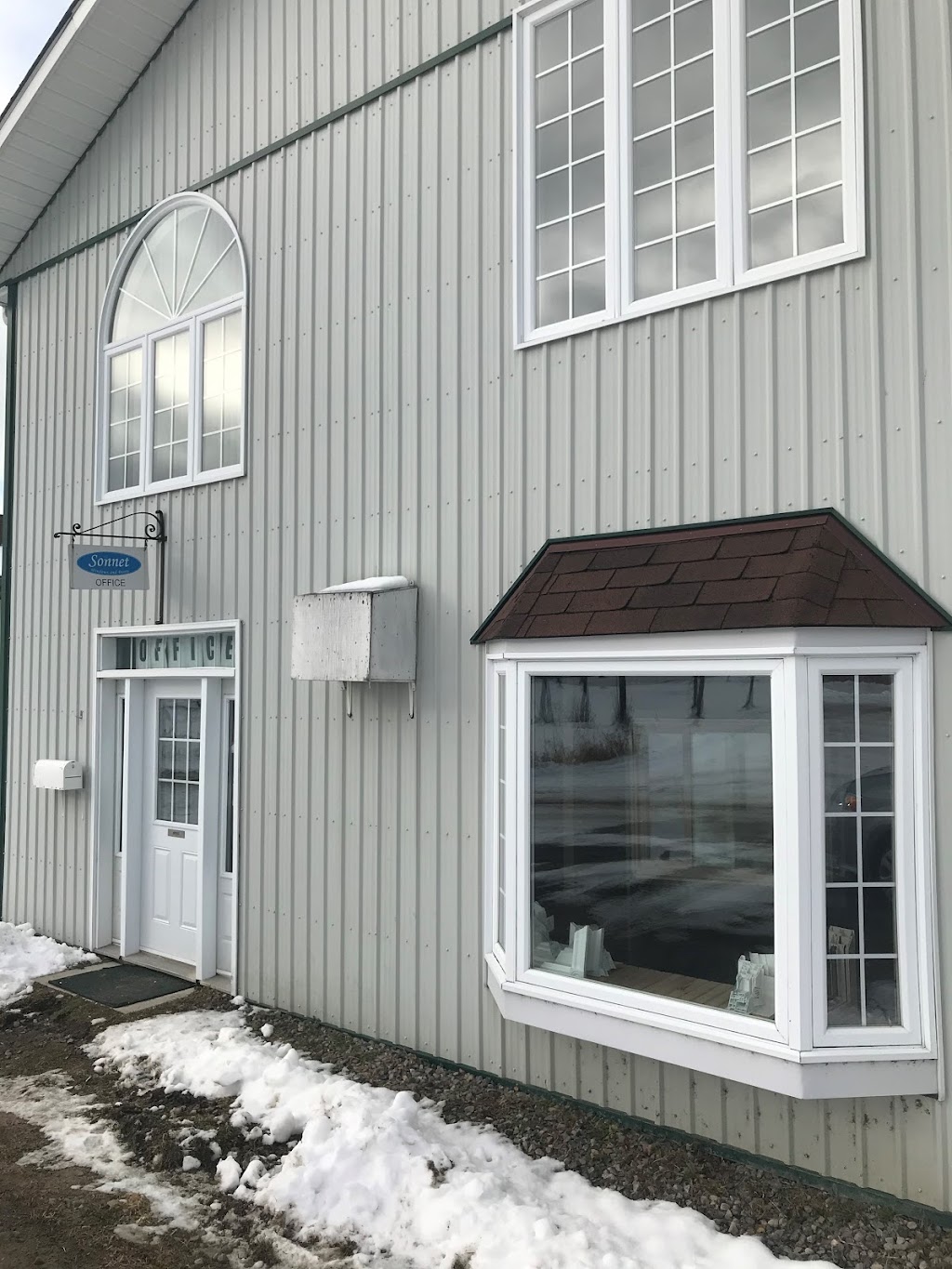 Sonnet Windows and Doors | 567 High St, Burks Falls, ON P0A 1C0, Canada | Phone: (705) 382-9090