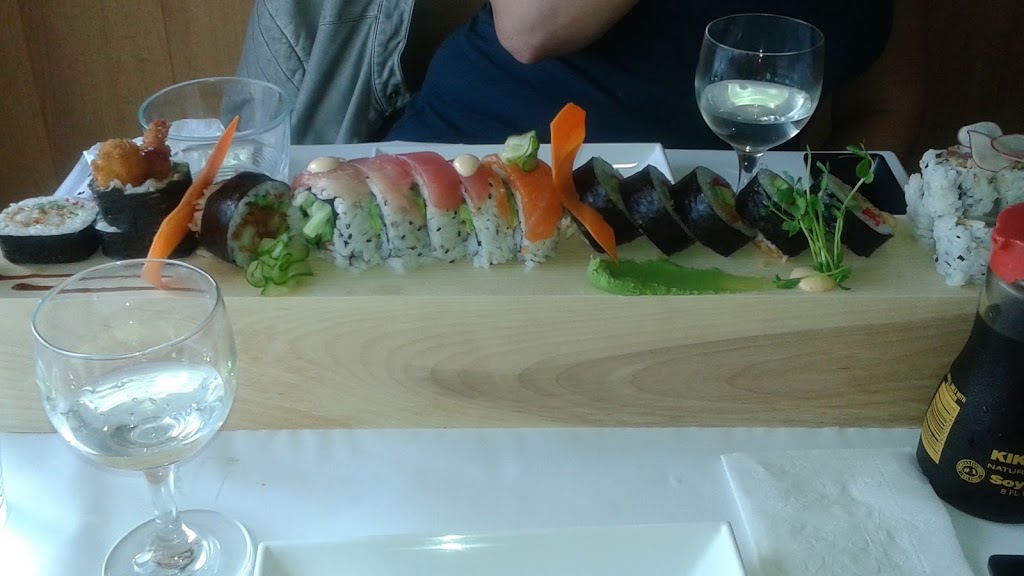 Omaki Sushi | 5115 Boulevard des Laurentides, Laval, QC H7K 2J7, Canada | Phone: (450) 628-2368