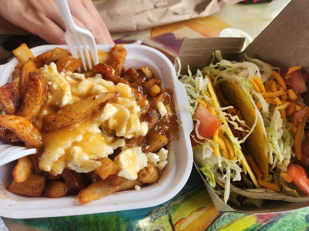 La Frite Mexicaine | 2 Rue St André, Métabetchouan-Lac-à-la-Croix, QC G8G 1T7, Canada | Phone: (418) 349-8345