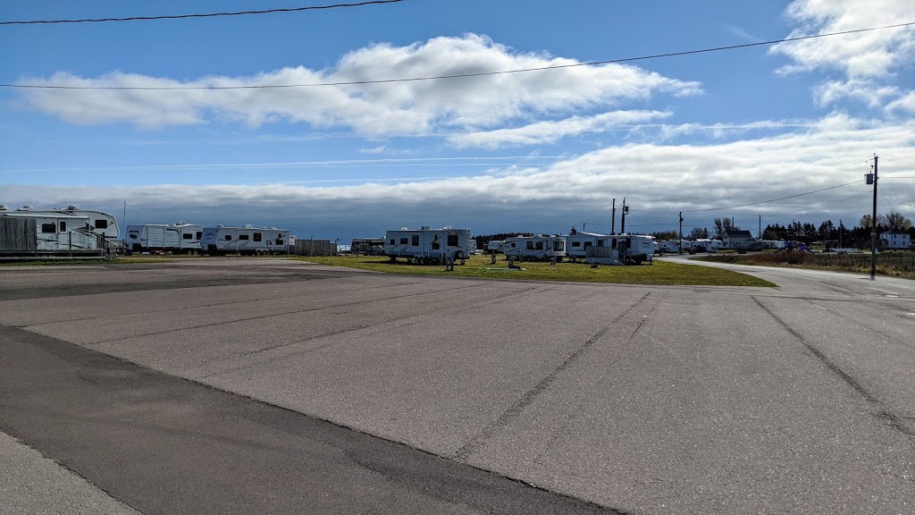 Cape Tormentine Beach Campgrounf | 1, NB-955, Cape Tormentine, NB E4M 2A3, Canada | Phone: (506) 538-7229