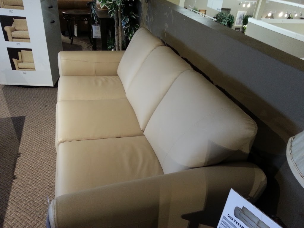 Ormes Furniture | 1487 Cyrville Rd, Gloucester, ON K1B 3L7, Canada | Phone: (613) 744-4444