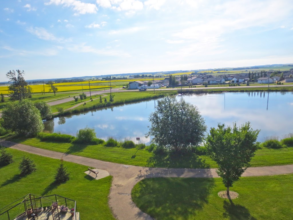 Royal Oak Village by Christenson Communities | 4501 College Ave, Lacombe, AB T4L 2M8, Canada | Phone: (403) 782-4435