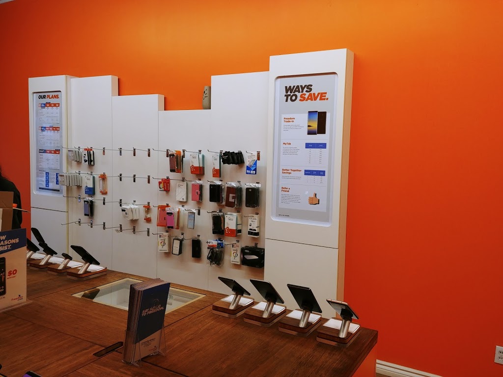 Freedom Mobile | 1660 Eglinton Ave W, York, ON M6E 2H2, Canada | Phone: (416) 781-1444