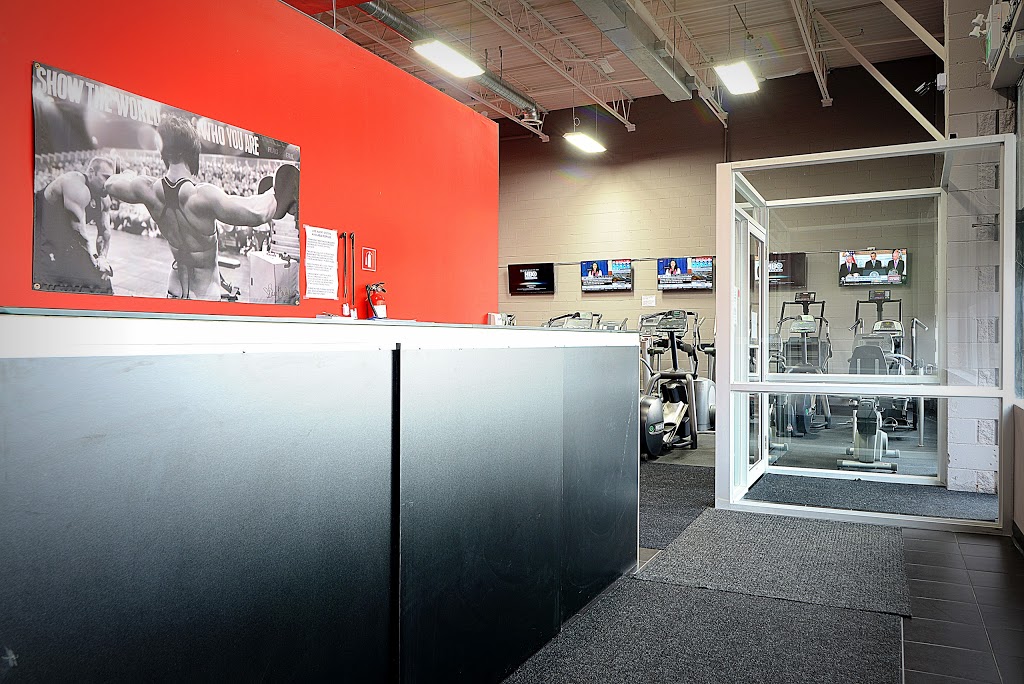 Iron Fitness Strength Club | 9833 Markham Rd #4, Markham, ON L3P 3J3, Canada | Phone: (905) 554-7669