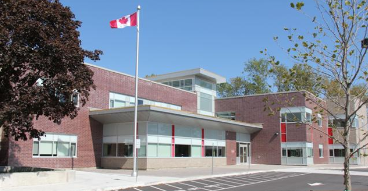 Julie Payette Public School | 300 Garden St, Whitby, ON L1N 3W4, Canada | Phone: (905) 668-2225