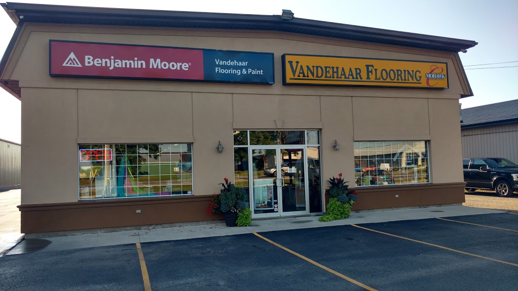 Vandehaar Flooring | 656 ON-6, Caledonia, ON N3W 1M6, Canada | Phone: (905) 765-5525