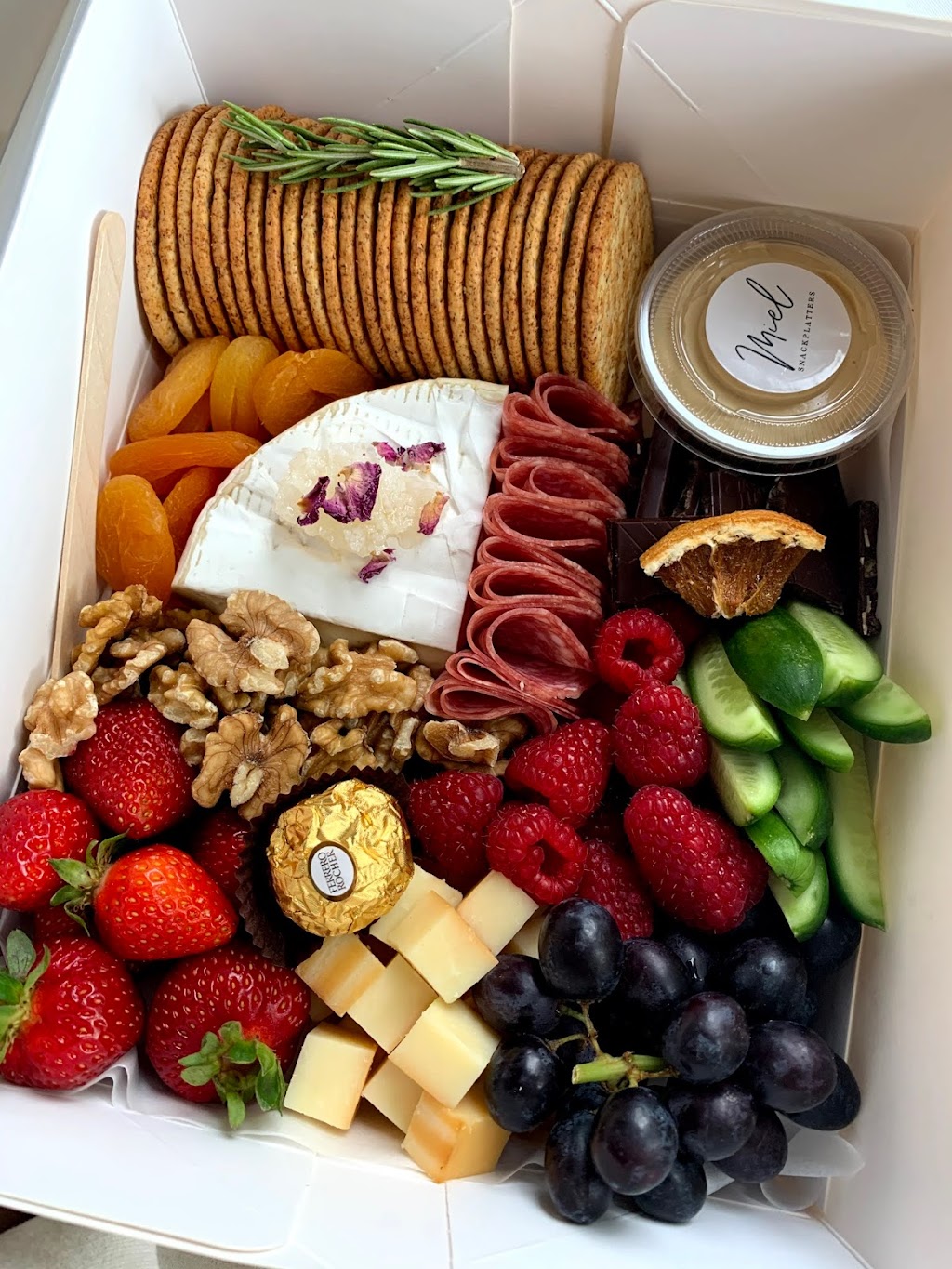 Miel Snackplatters | 3080 Lincoln Ave, Coquitlam, BC V3B 0L9, Canada | Phone: (604) 812-9146