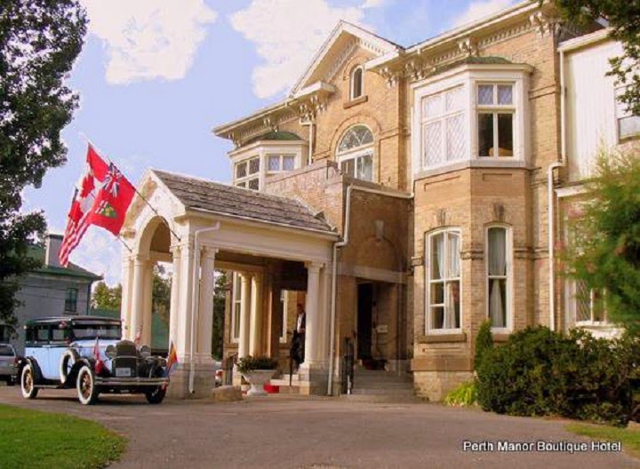 Perth Manor Boutique Hotel | 23 Drummond St W, Perth, ON K7H 2J6, Canada | Phone: (613) 264-0050