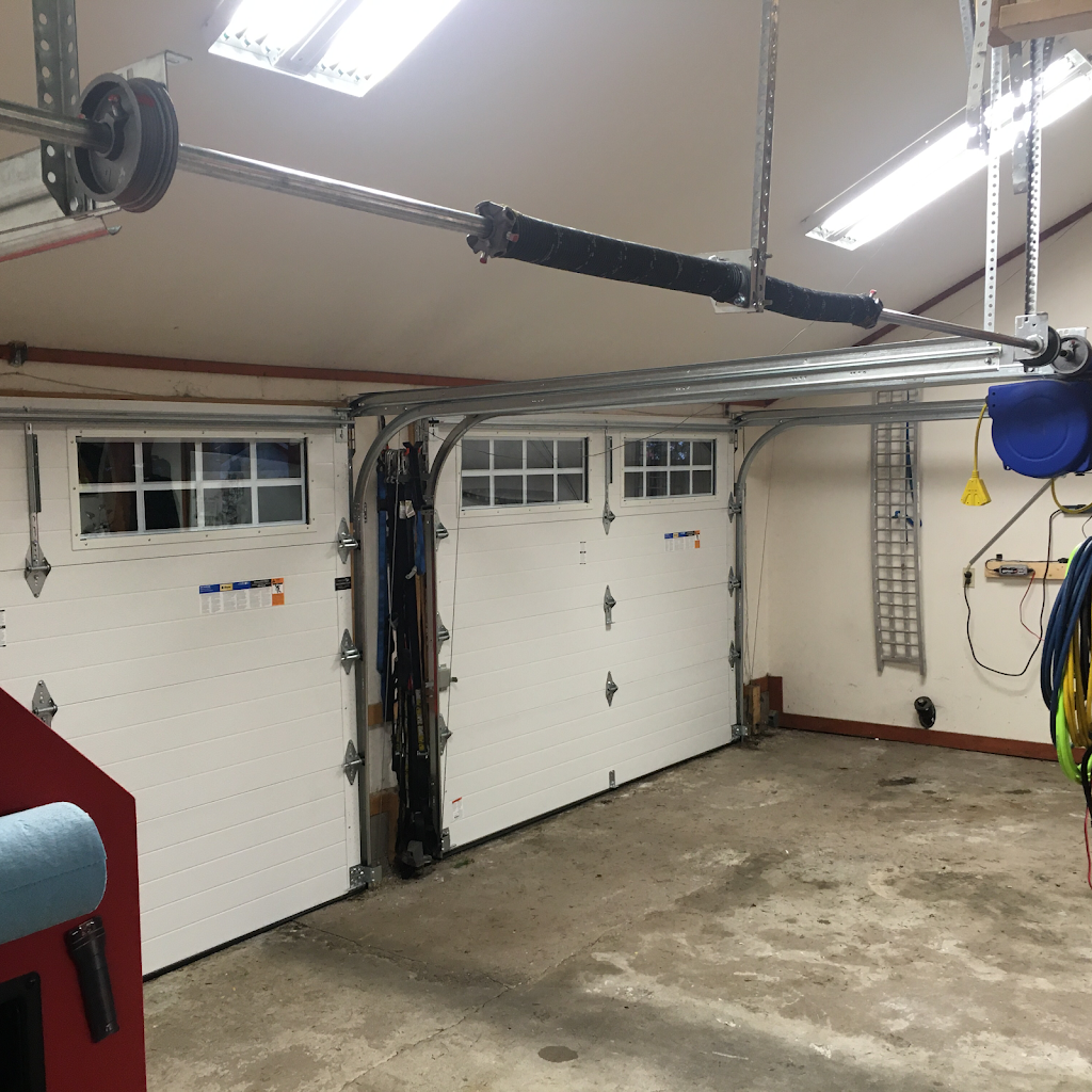 Dans Garage Doors | 19136 74 Ave, Surrey, BC V4N 6C3, Canada | Phone: (778) 878-9288