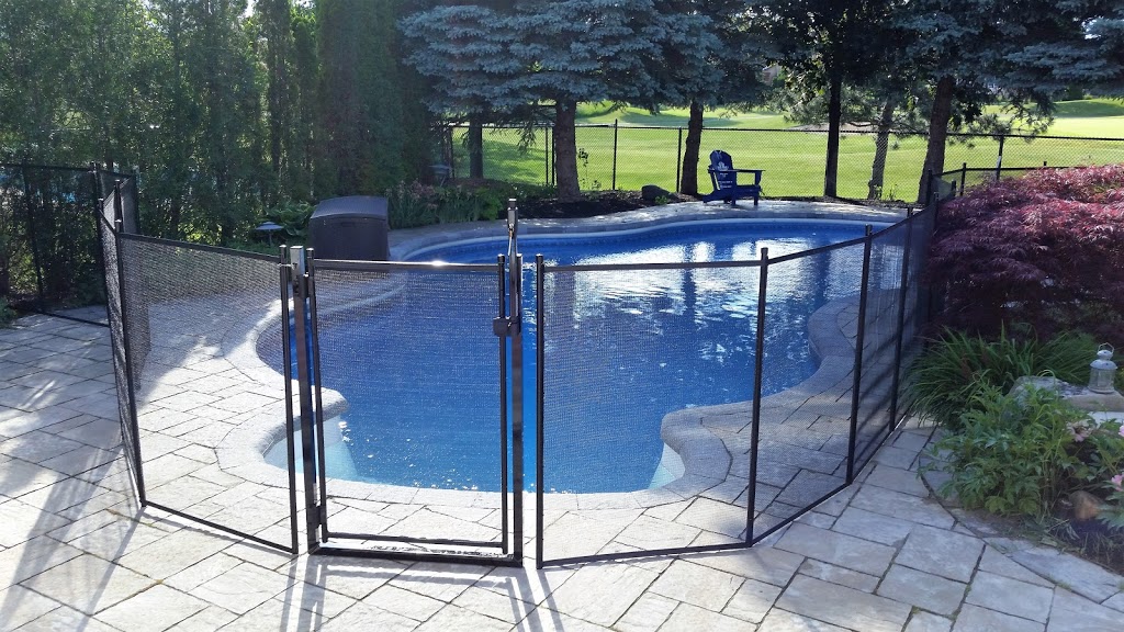 safety fence ontario | 1195 North Service Rd E, Oakville, ON L6H 1A7, Canada | Phone: (905) 616-7633