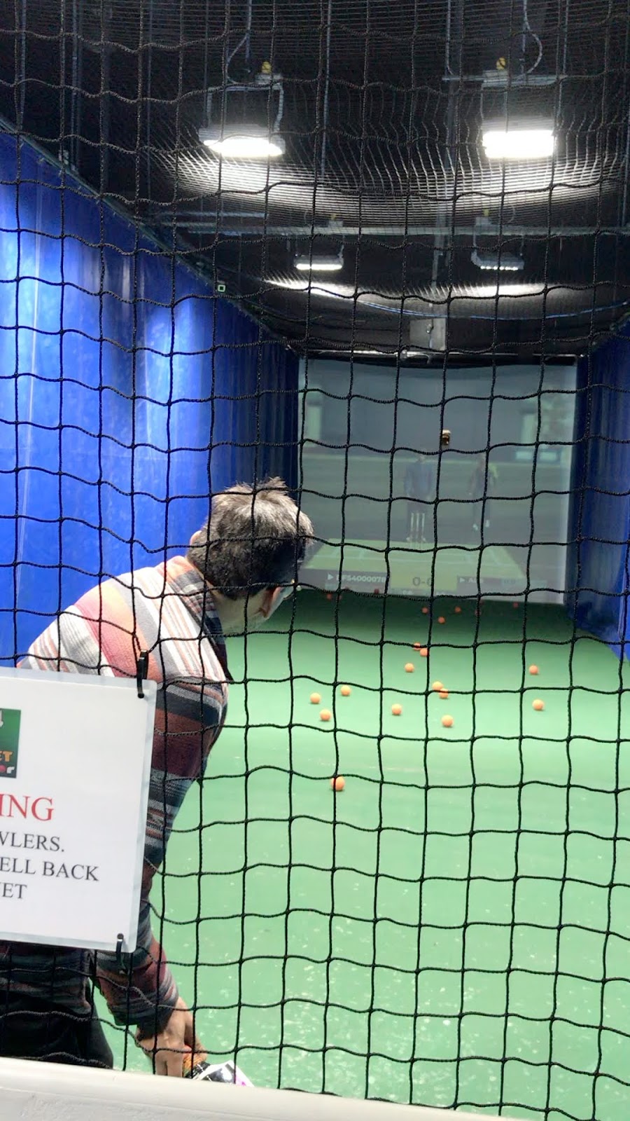 Cricket Simulator | 4020B Sladeview Crescent #6, Mississauga, ON L5L 6B1, Canada | Phone: (905) 606-2040