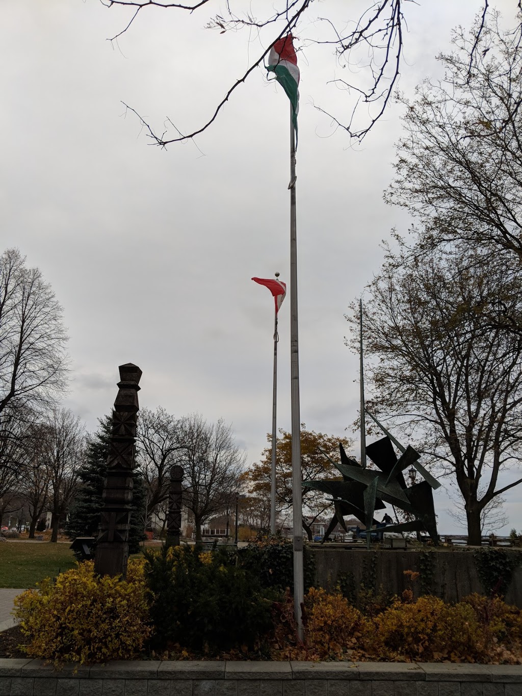 Freedom For Hungary Monument | Sunnyside, Toronto, ON M6K 3C1, Canada | Phone: (416) 338-4386