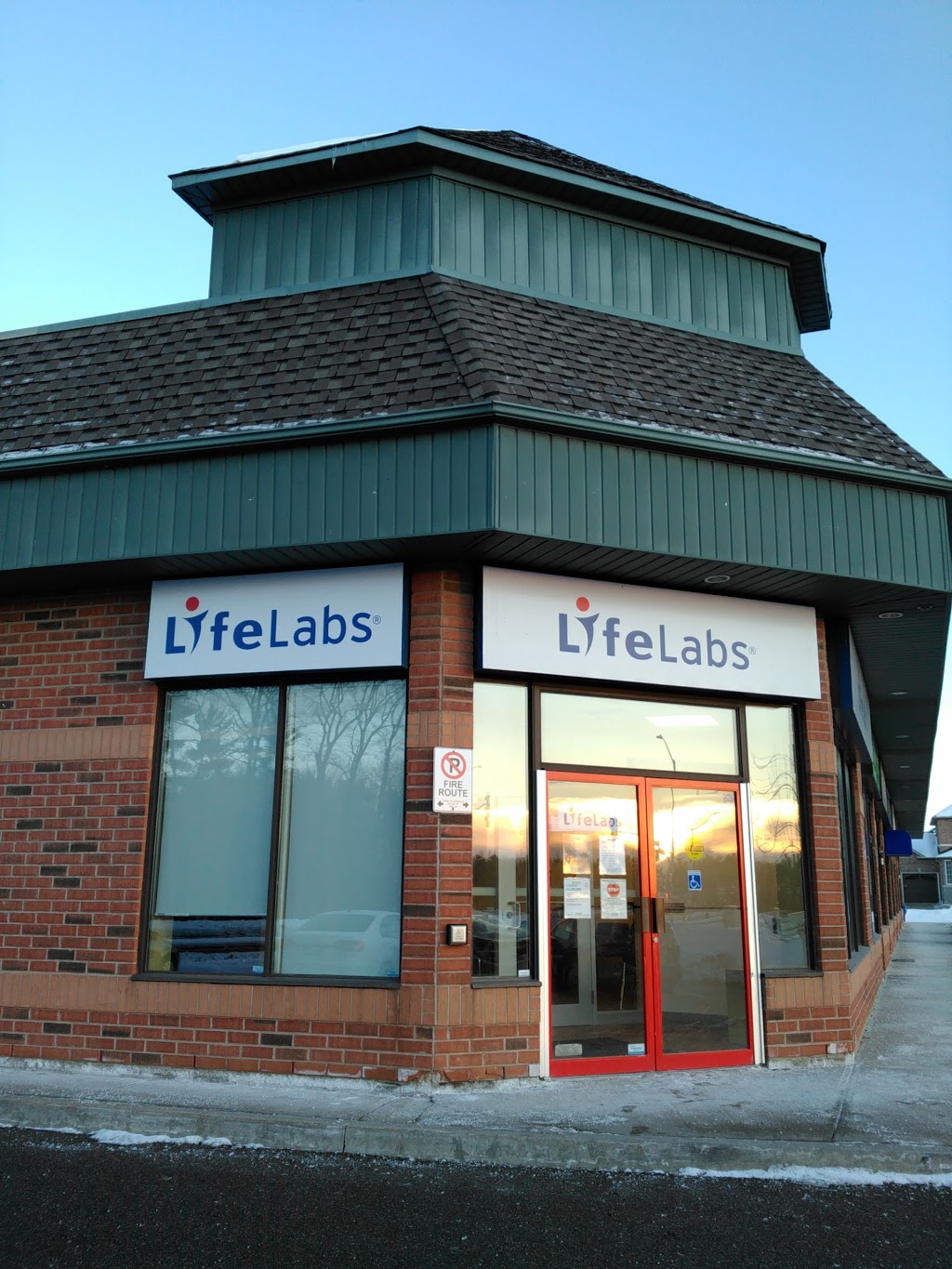 LifeLabs Medical Laboratory Services | 575 River Glen Blvd, Oakville, ON L6H 6X6, Canada | Phone: (877) 849-3637